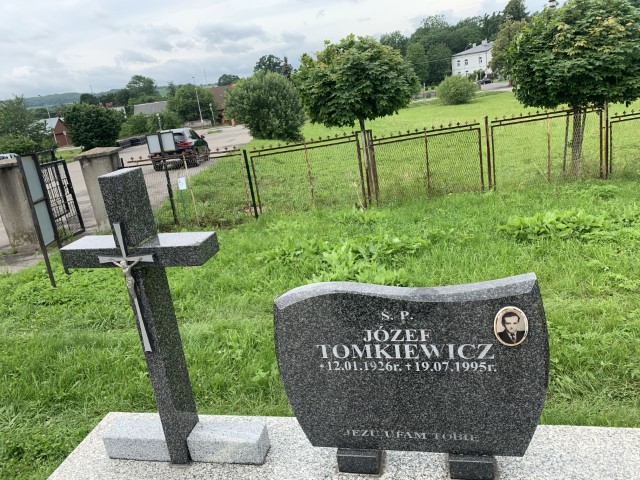 Helena Tomkiewicz 1931 Iwonicz Zdrój - Grobonet - Wyszukiwarka osób pochowanych