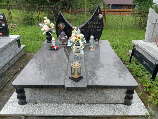 Grób Maria Lorenc