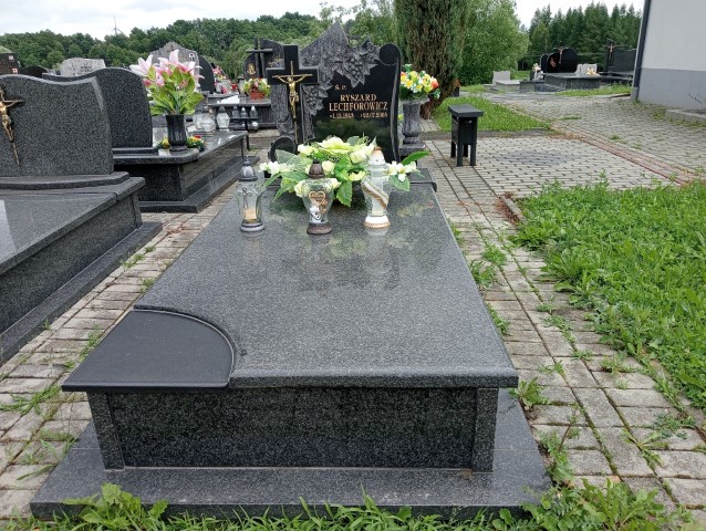 Grób Alina Lechforowicz