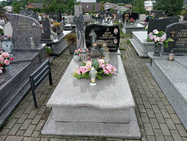 Grób Józef Kielar
