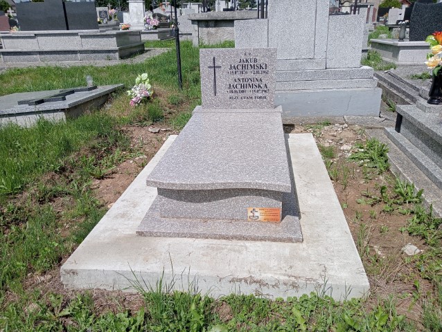 Grób Antonina Jachimska