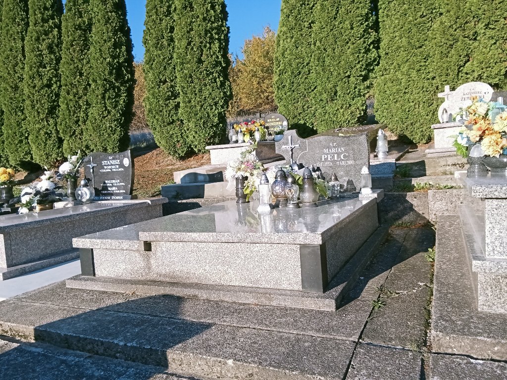Grób Marian Pelc