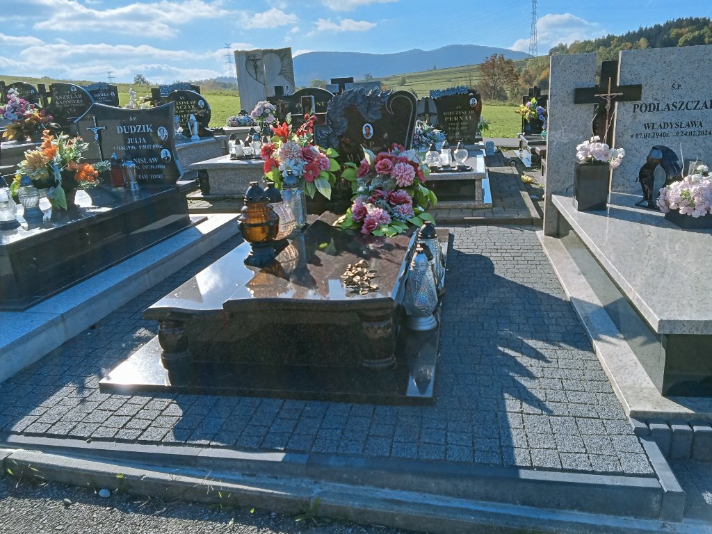 Grób Mariusz Podlaszczak